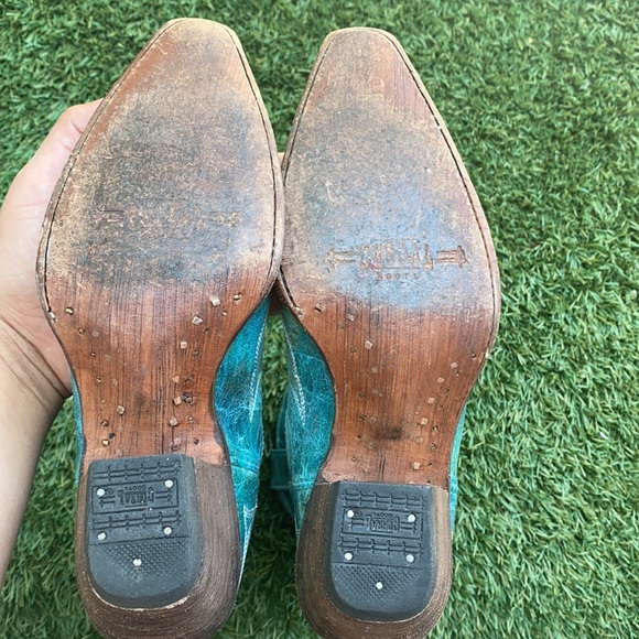 Corral Turquoise Western Boots - Picture 9 of 9